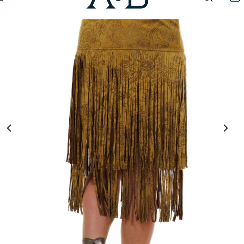 NWT Savannah 7’s Lovlei Ranch Skirt Women's M Western Cowgirl Fringe Kirbe